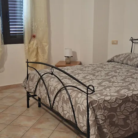 Casa Sant'antonio Hébergement de vacances Orosei
